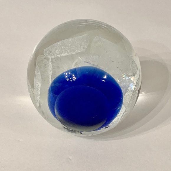 White Lace Flower Cobalt Blue Paperweight Dome Hand Blown Art Glass 3” - Picture 9 of 10